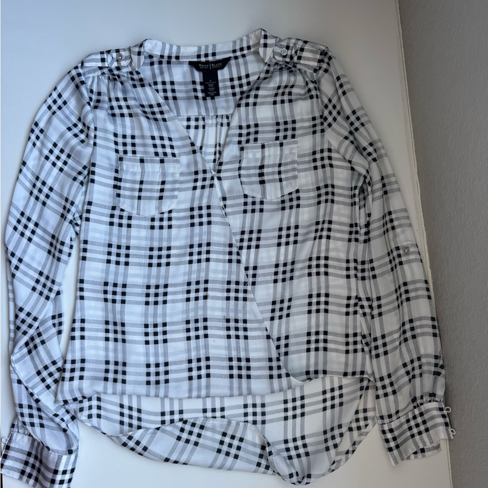 White House Black Market Women's Checkered Blouse